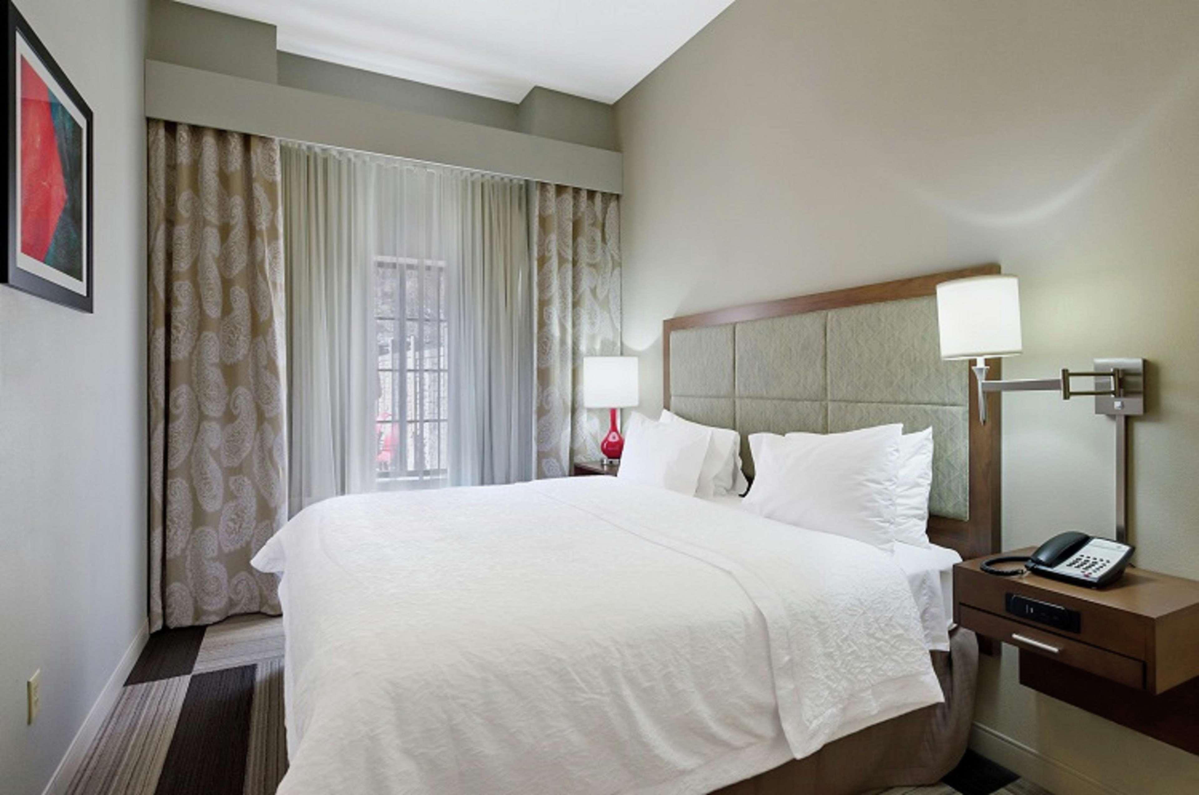 Hampton Inn Salem Eksteriør billede